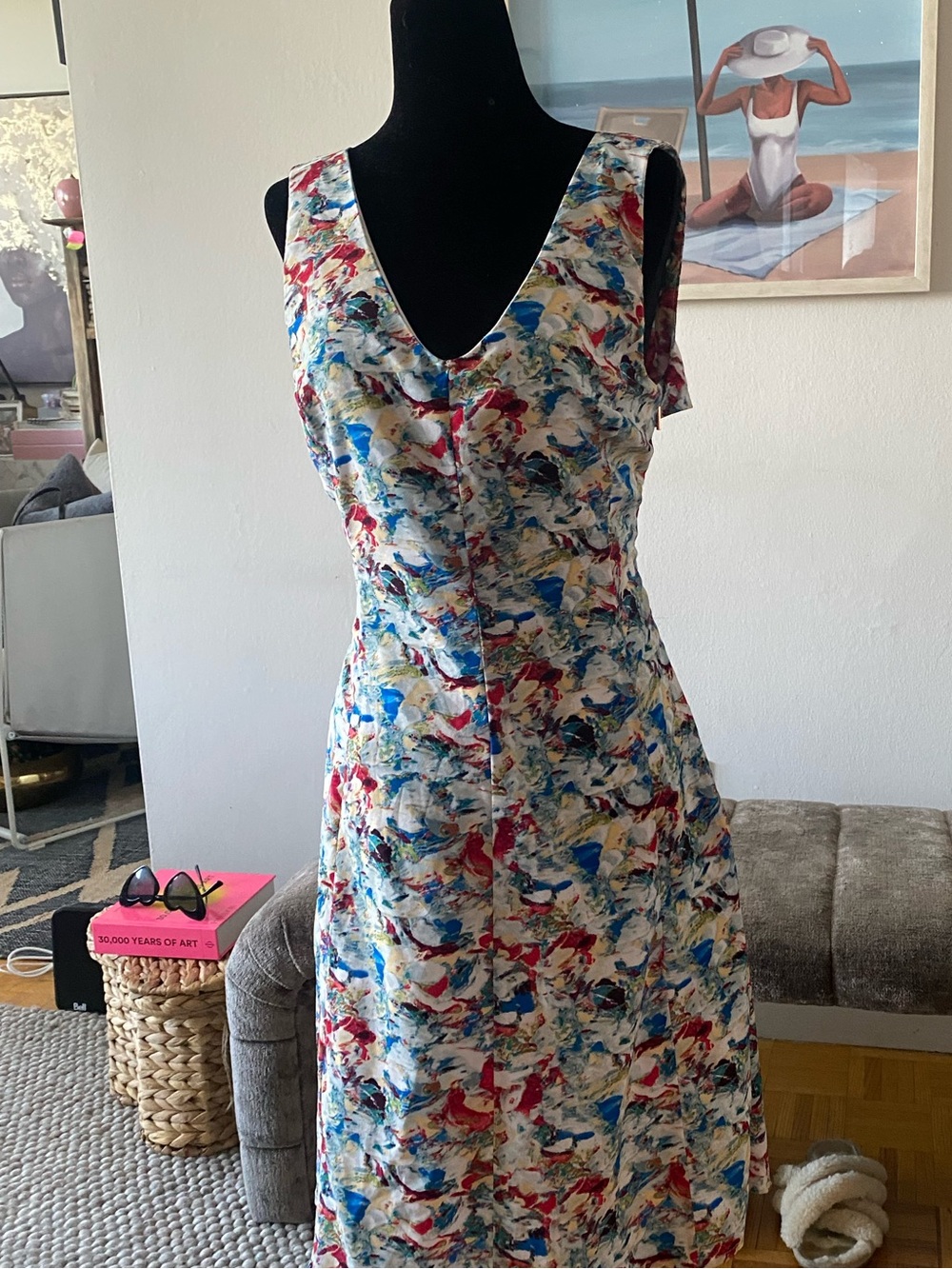 Sleeveless V-Neck Abstract Print Dress in Multi-Color